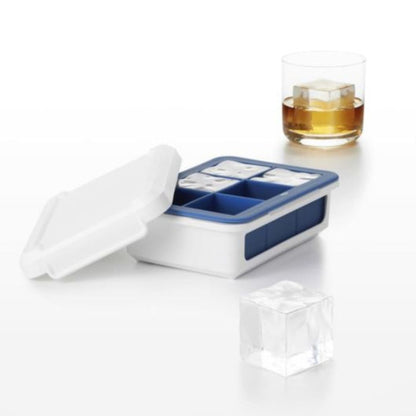 silicone ice cube tray lifestyle