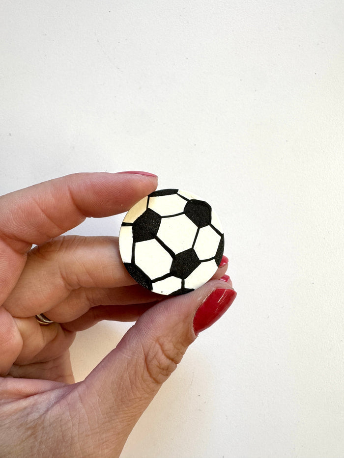 Soccerball Magnet, Single