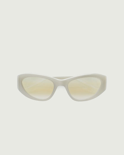 Moon::Sol Sunglasses cateye white acetate top