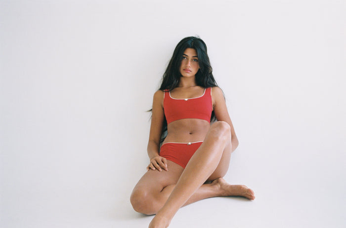 SUPPORT COTTON BRA IN CHERRY