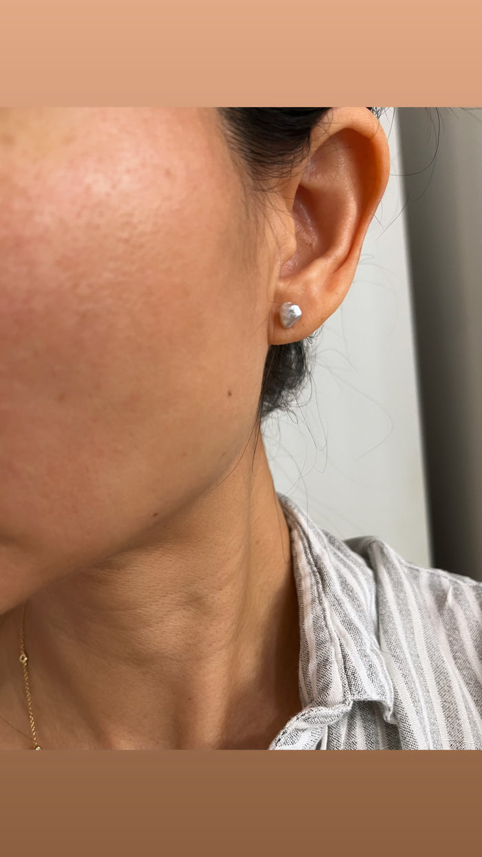 Tahitian Keshi studs - 4mm silver