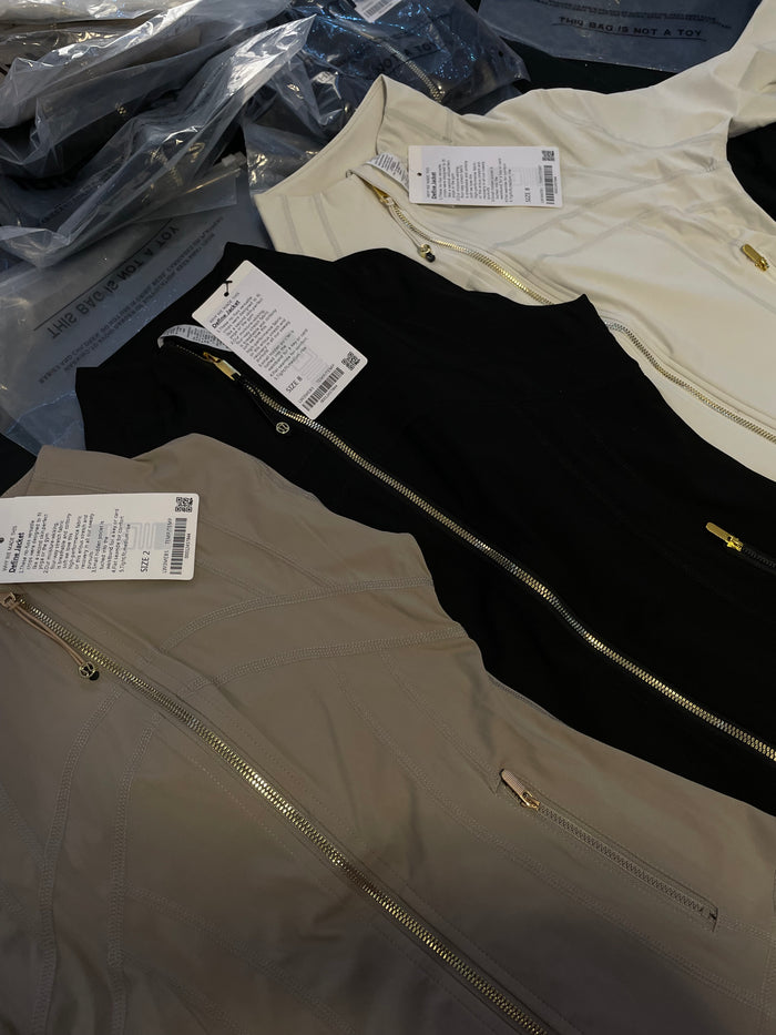 Taupe golden zipper define jacket