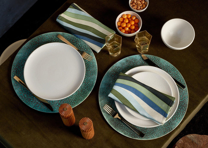 Terra Platter / Charger - Bronze - L'OBJET