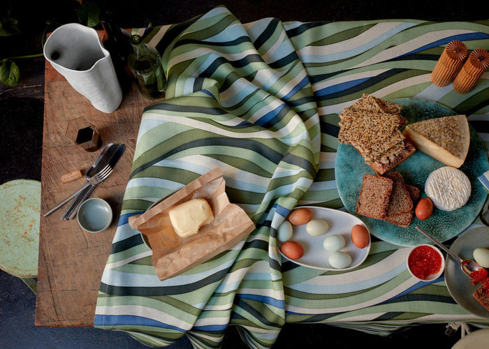 Terra Platter / Charger - Bronze - L'OBJET