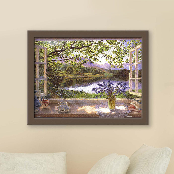 Bluebells bloom as the seasons shift — their gentle fragrance flows into the home, creating a serene atmosphere.