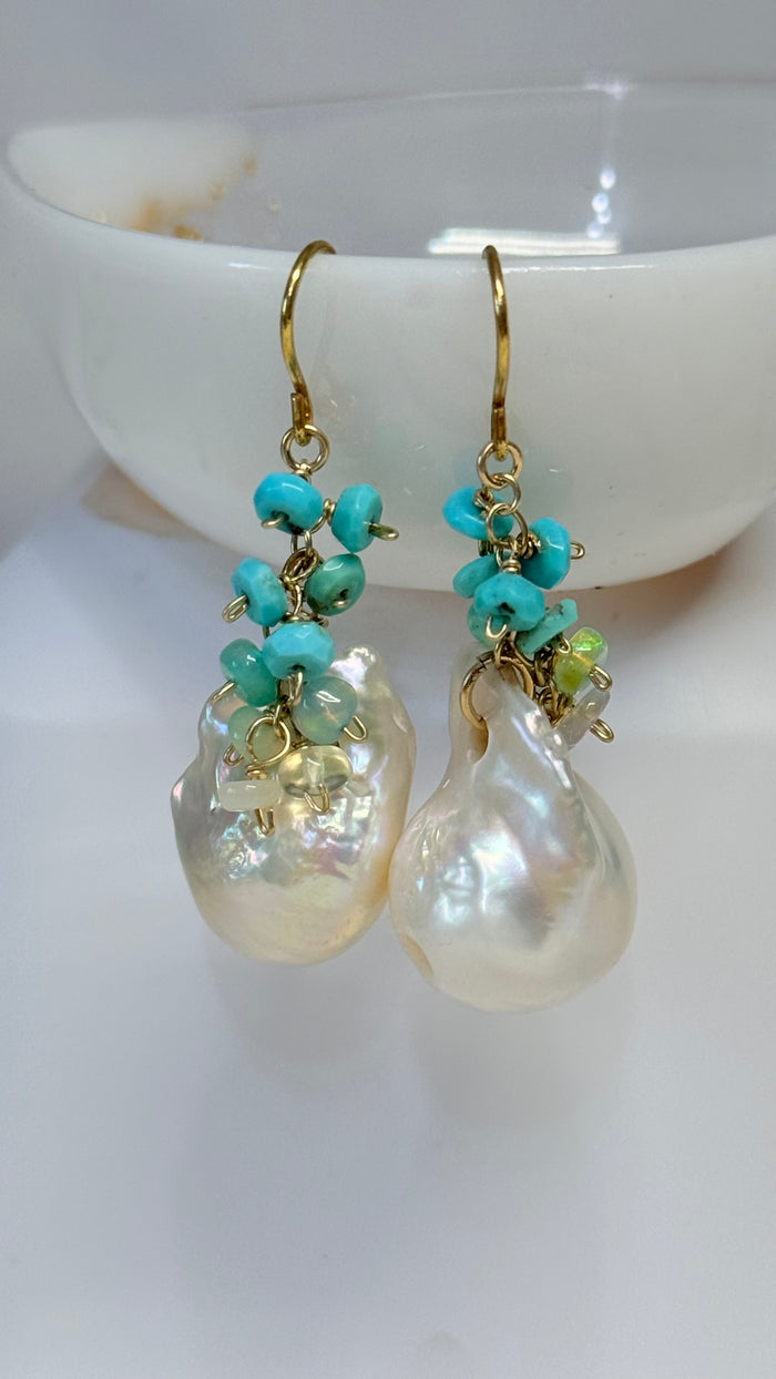 TRELLIS earrings - Peruvian opal