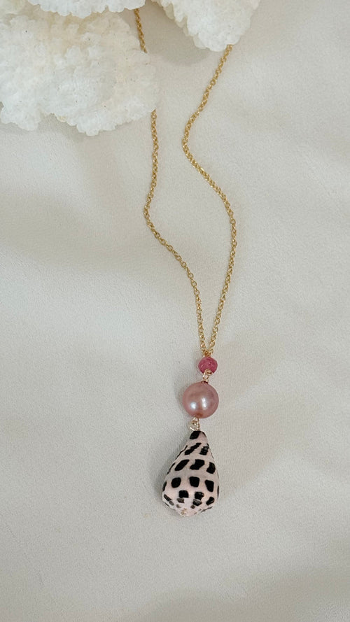 Trinidad necklace - Hebrew x Tourmaline