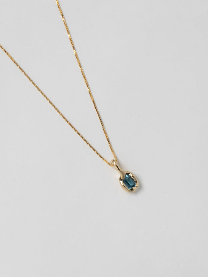 -Necklaces-wolfcircus.com