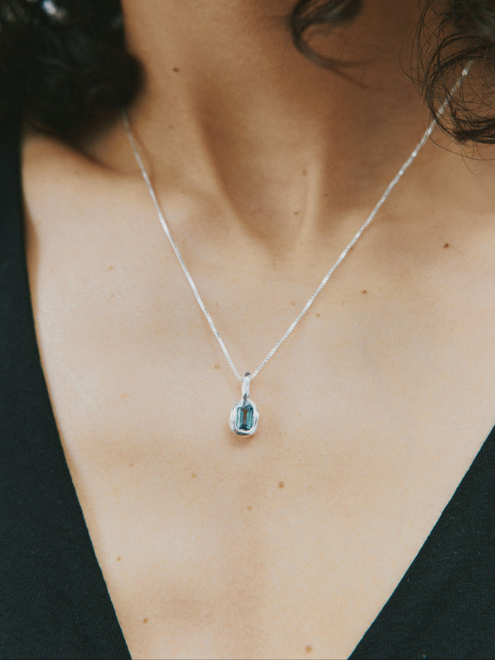 -Necklaces-wolfcircus.com