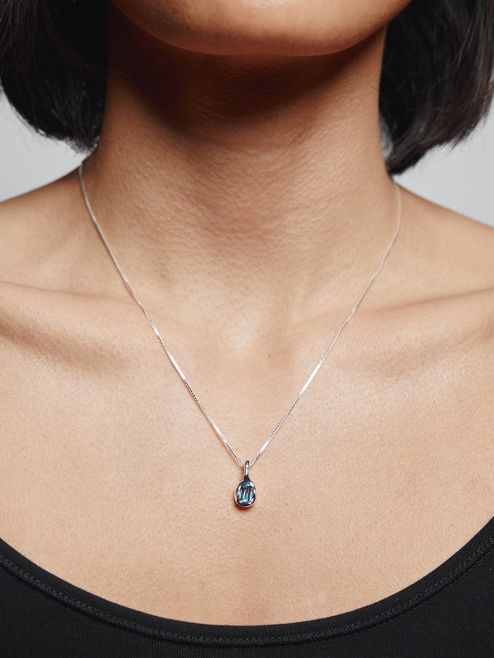 -Necklaces-wolfcircus.com