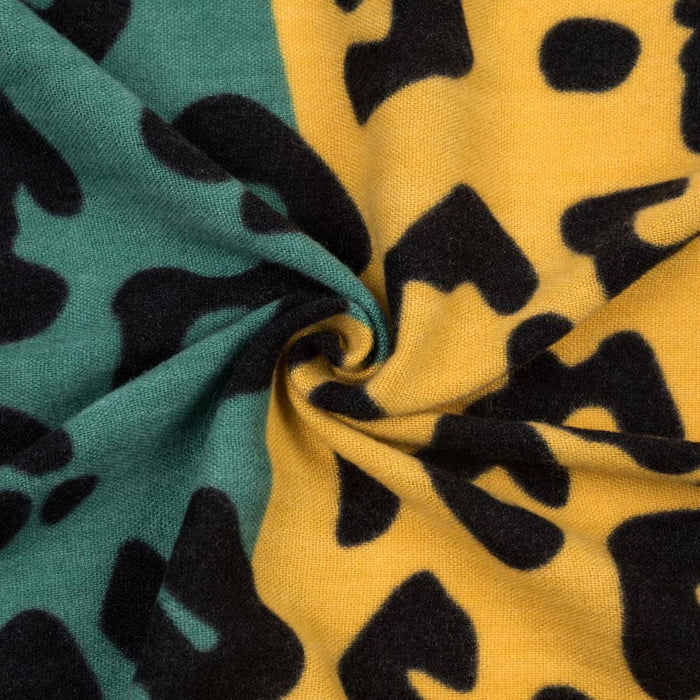 Women Green, Yellow and Beige Leopard Grain Scarf
